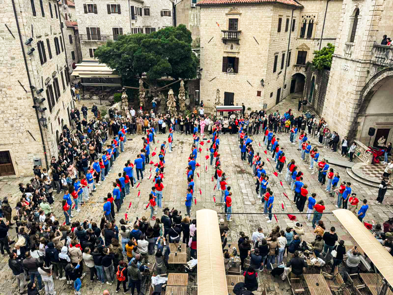 ODRŽAN TRADICIONALNI PLES MATURANATA ISPRED...